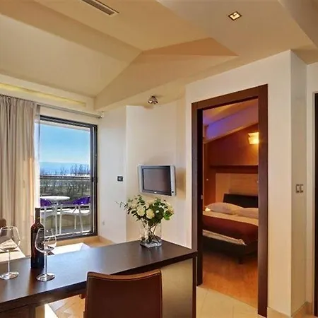 Hotell Diadem 4*