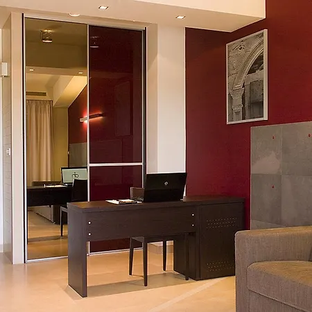 Hotel Diadem