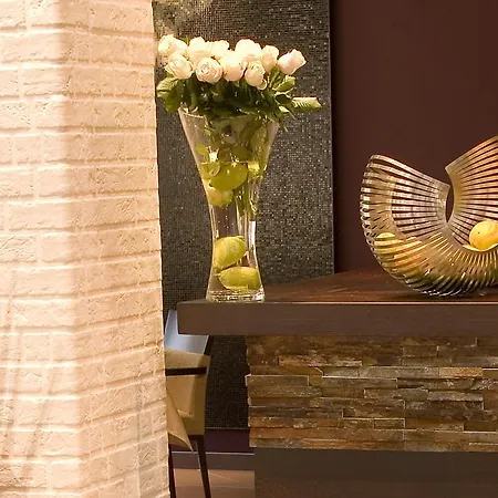 Hotel Diadem